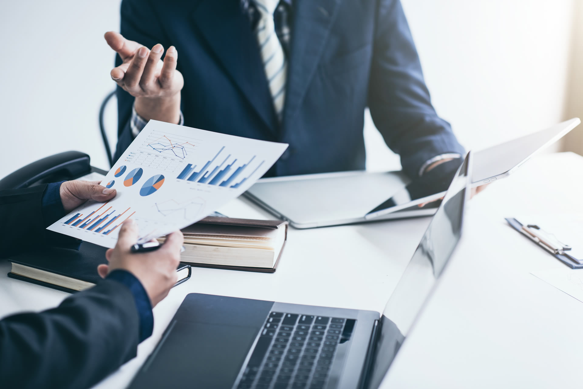 Professionista e grafico economico: gestione della crisi d’impresa